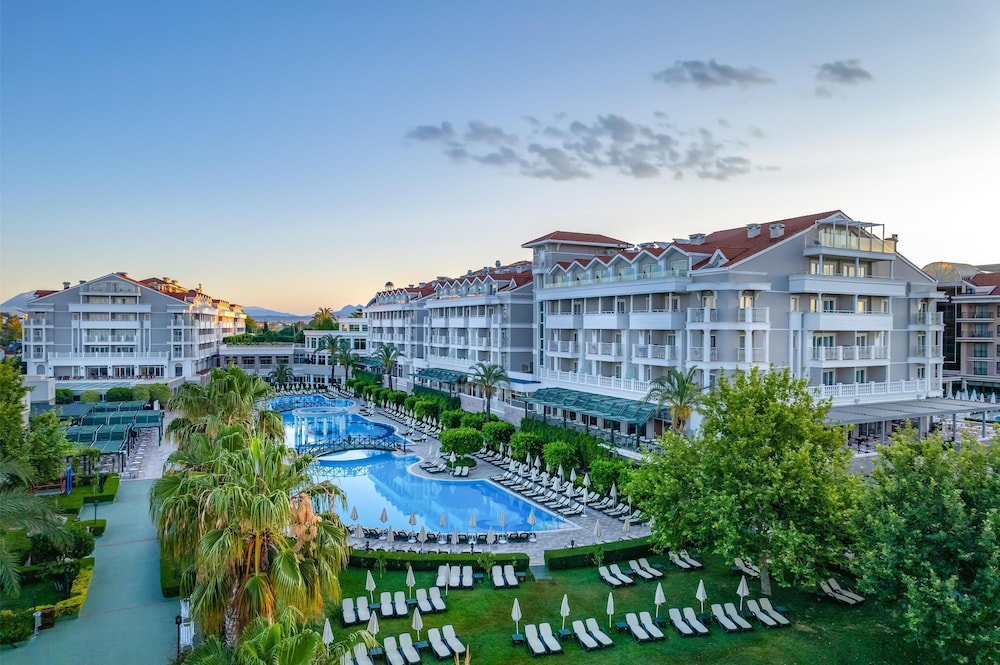 Trendy Aspendos Beach - All Inclusive — Swimming pool in Side