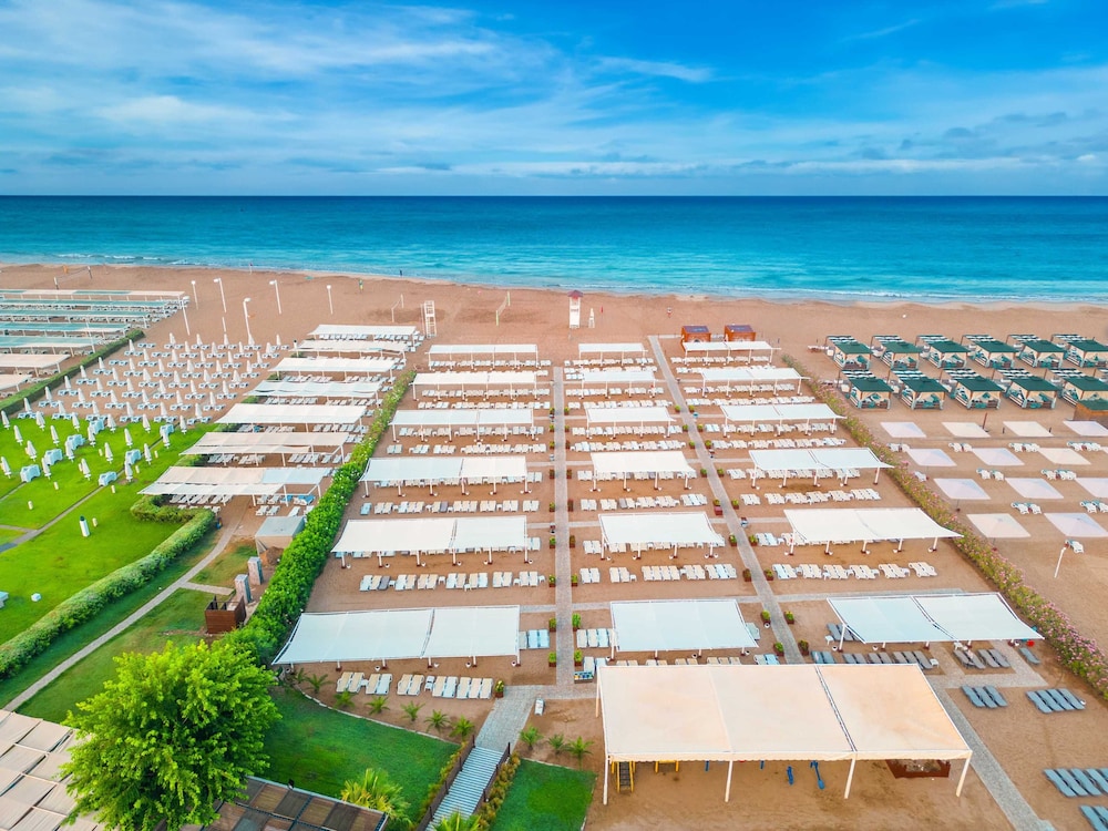 Oz Hotels Side Premium — Beach in Evrenseki