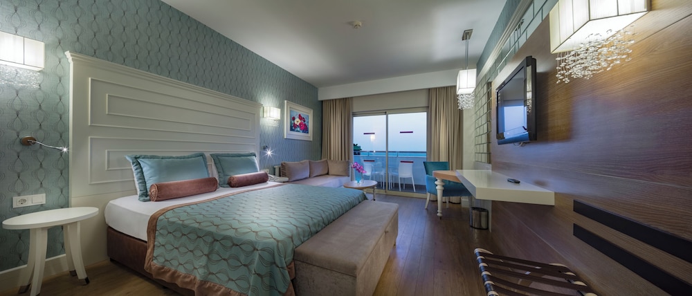 Trendy Verbena Beach - All Inclusive — Hotel rooms in Side