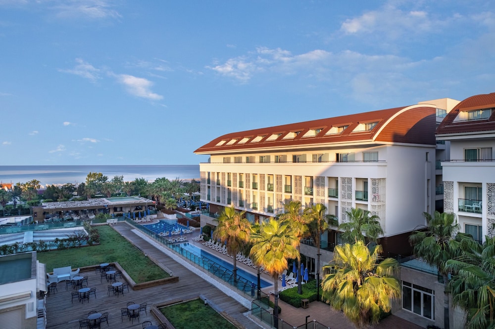 Trendy Verbena Beach - All Inclusive — Hotel building in Side