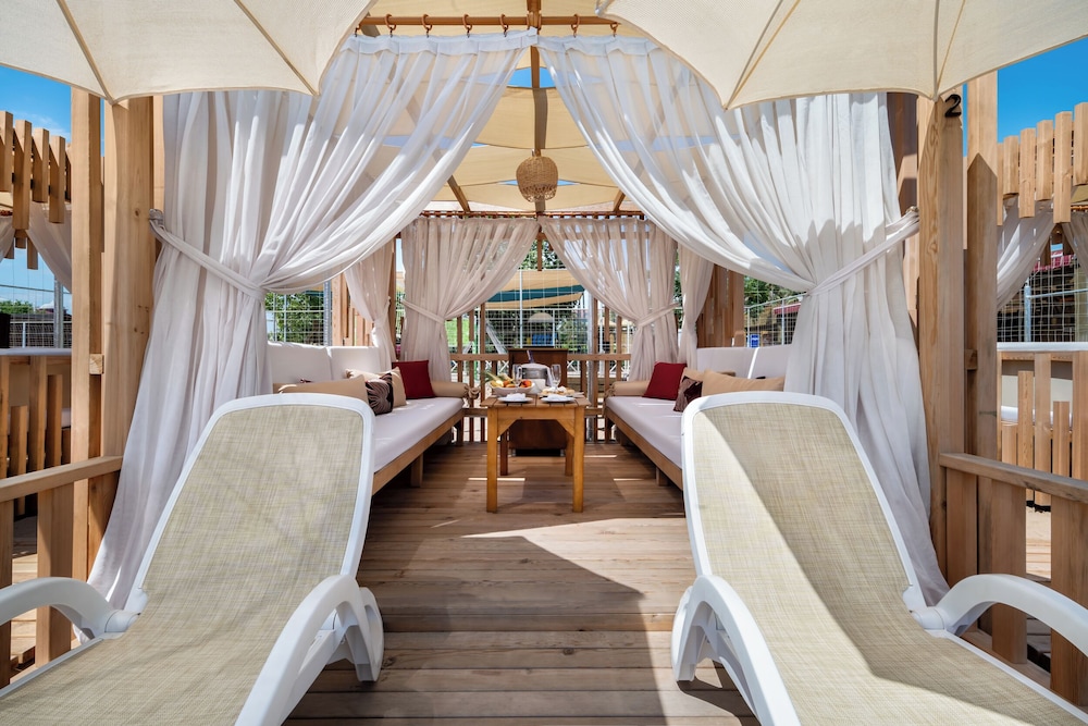 Trendy Verbena Beach - All Inclusive — Spa in Side