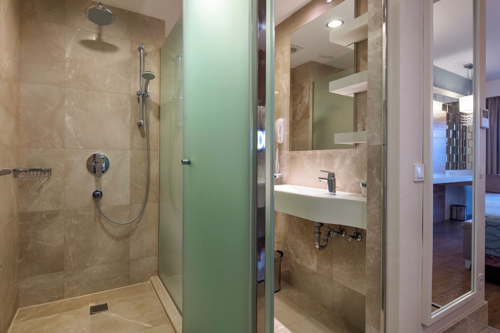 Trendy Verbena Beach - All Inclusive — Hotel rooms in Side