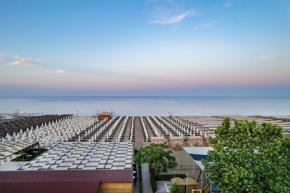 Trendy Verbena Beach - All Inclusive — Beach in Side