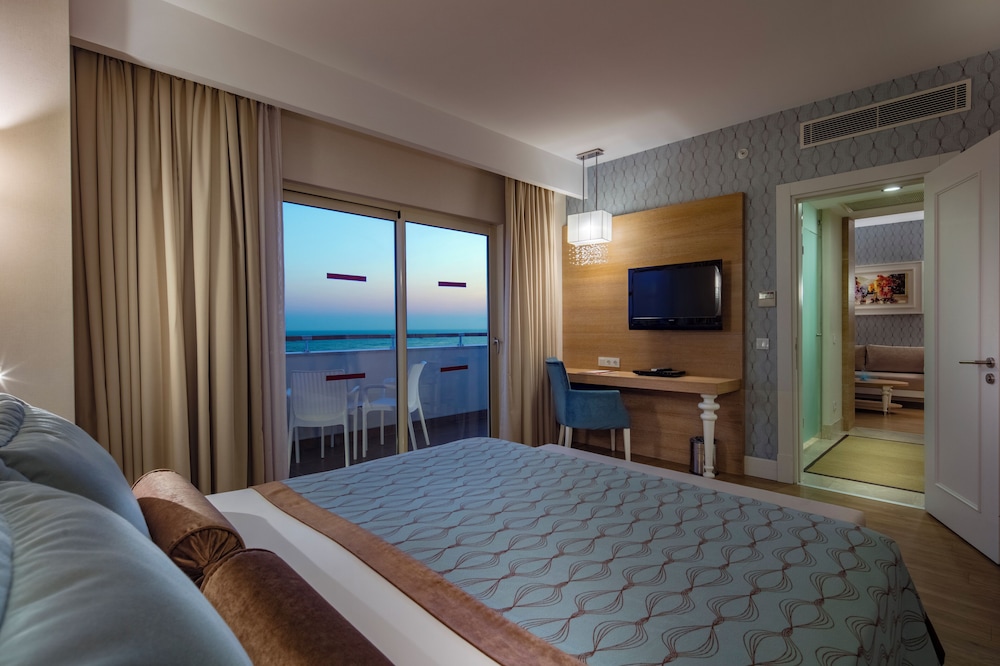 Trendy Verbena Beach - All Inclusive — Hotel rooms in Side