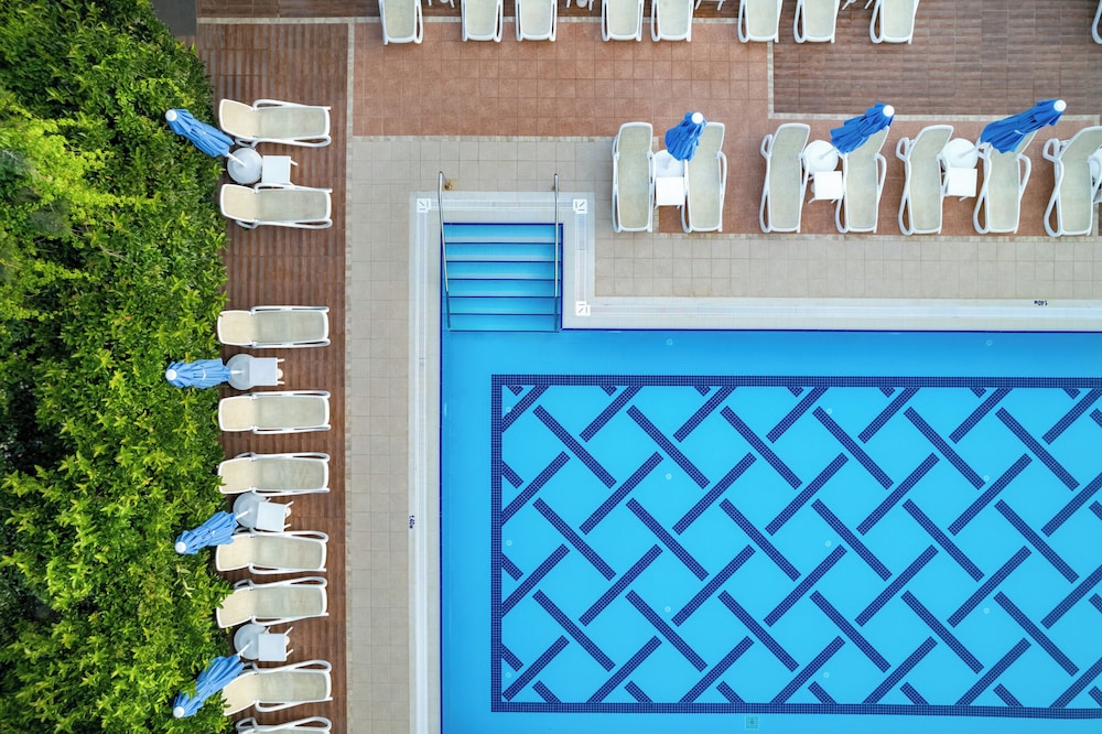 Trendy Verbena Beach - All Inclusive — Swimming pool in Side