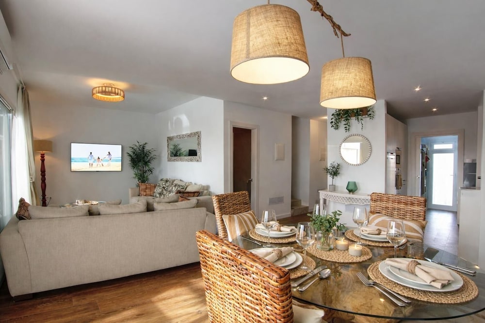 Serena Holiday Homes by LIVVO — Hotel rooms in Playa Blanca, Canary Islands