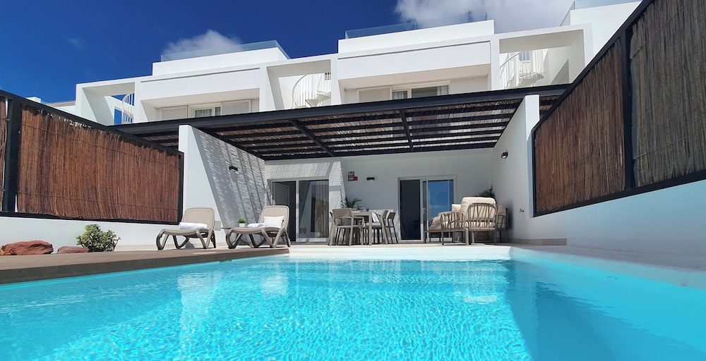 Serena Holiday Homes by LIVVO — Main photo in Playa Blanca, Canary Islands