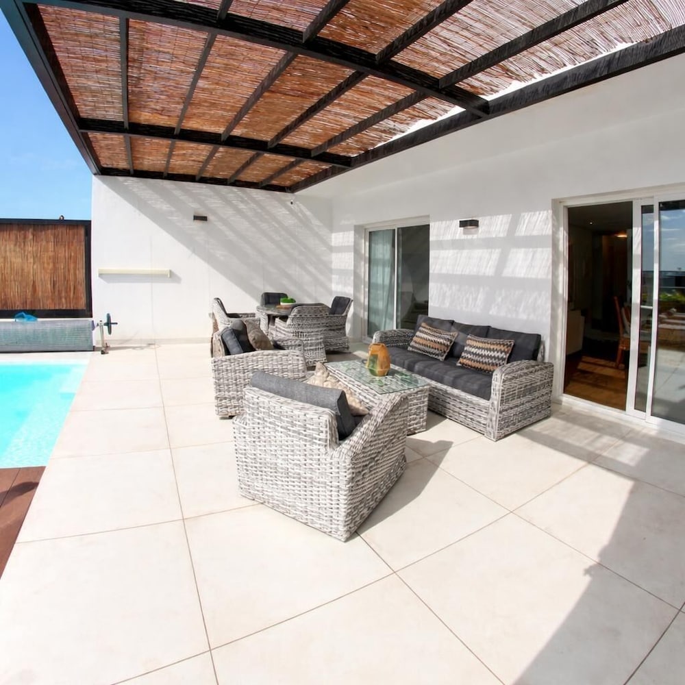 Serena Holiday Homes by LIVVO — Swimming pool in Playa Blanca, Canary Islands