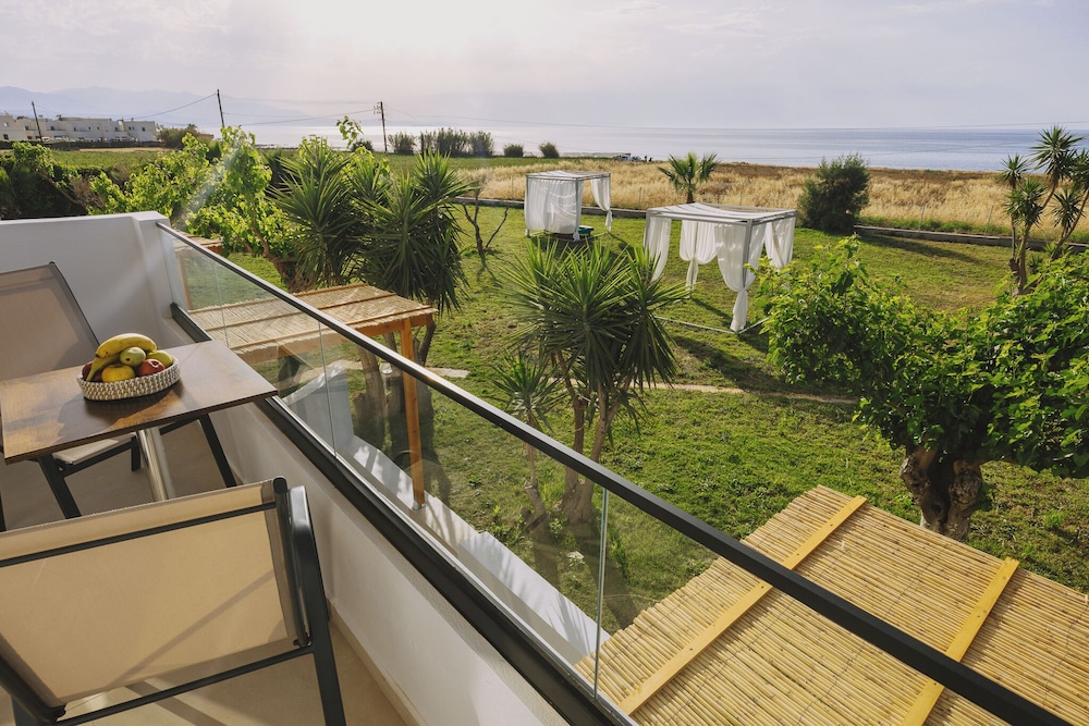 Aegean View Hotel — Hotel rooms in Rethymnon