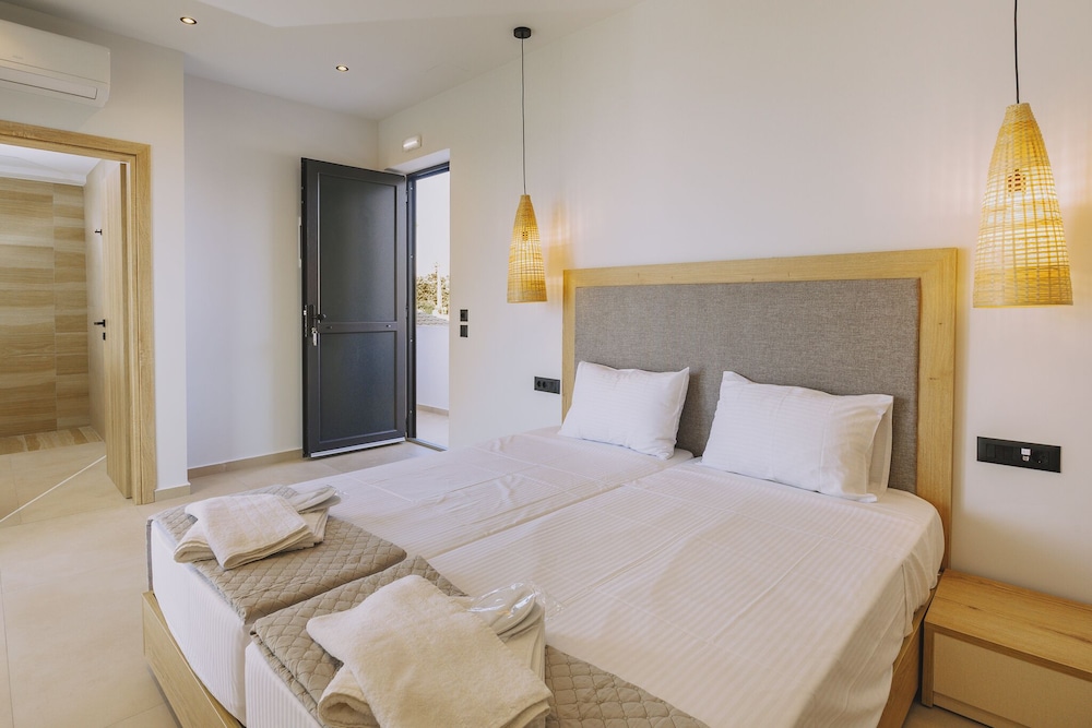 Aegean View Hotel — Hotel rooms in Rethymnon