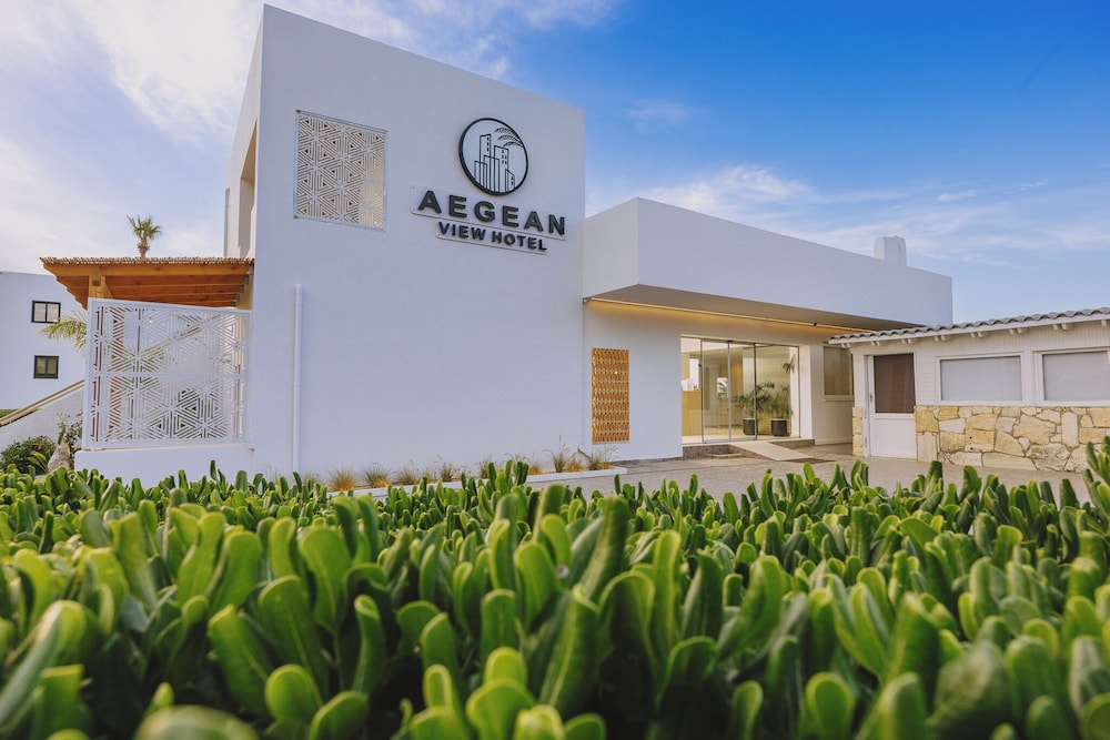 Aegean View Hotel — Hotel building in Rethymnon