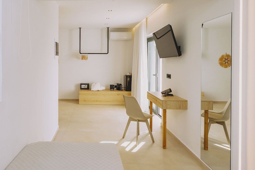 Aegean View Hotel — Hotel rooms in Rethymnon