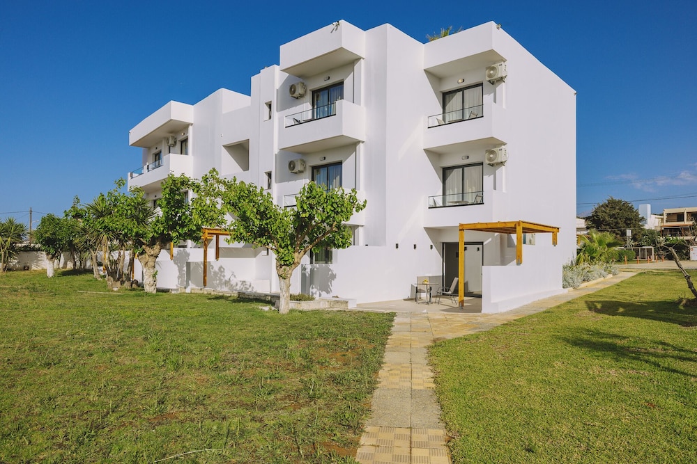 Aegean View Hotel — Hotel building in Rethymnon