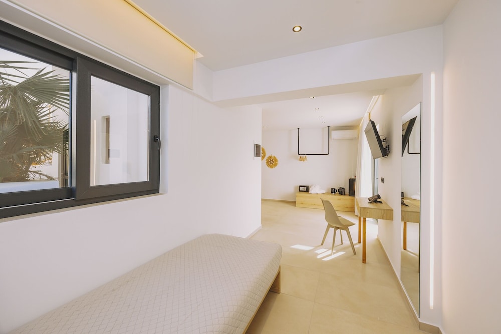 Aegean View Hotel — Hotel rooms in Rethymnon