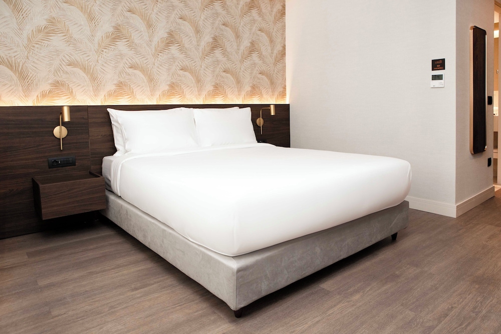 Luwian Athens Boutique Hotel — Hotel rooms in Athens, Attica