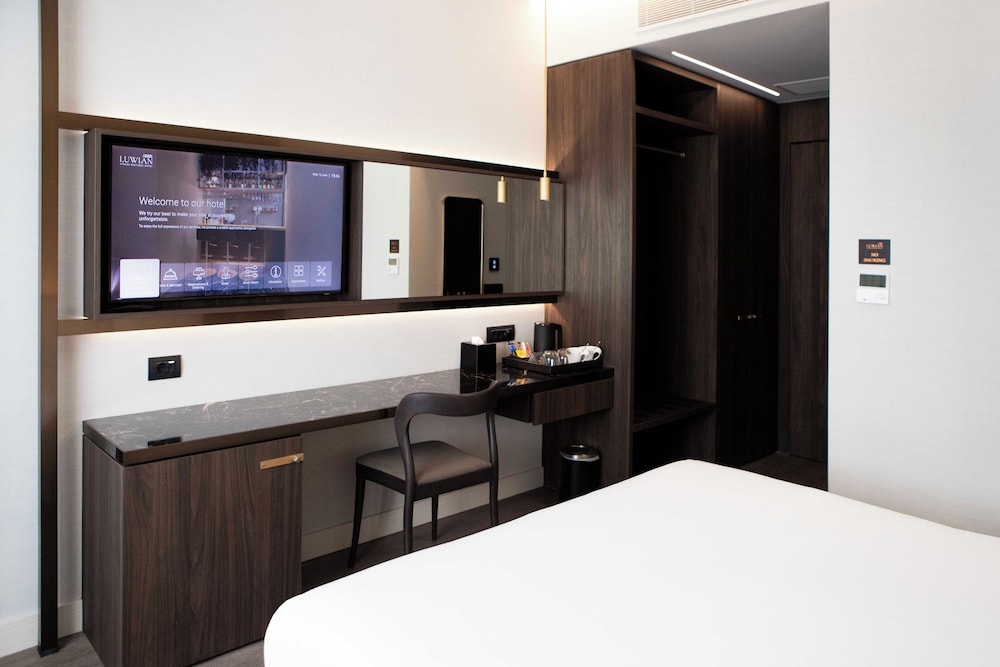 Luwian Athens Boutique Hotel — Hotel rooms in Athens, Attica