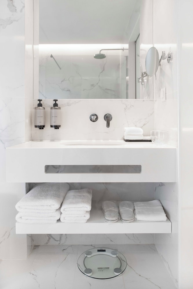 Luwian Athens Boutique Hotel — Hotel rooms in Athens, Attica