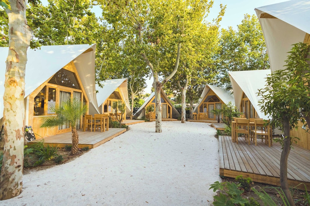 Costa del Sol Glamping Village Fuengirola — Hotel building in Fuengirola, Andalusia