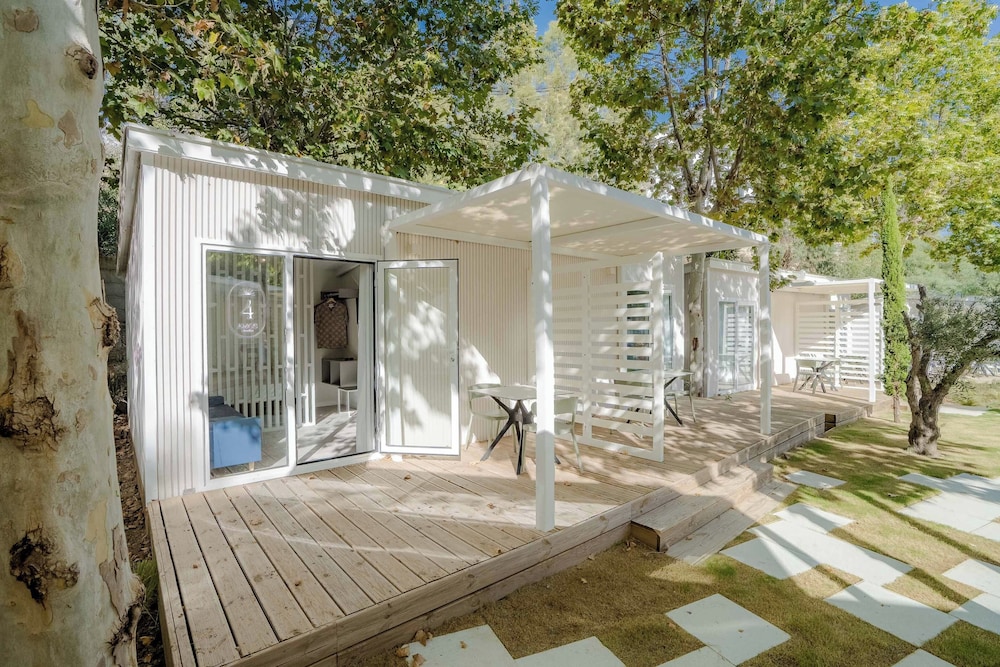 Costa del Sol Glamping Village Fuengirola — Hotel building in Fuengirola, Andalusia