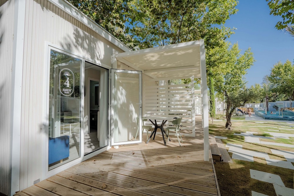 Costa del Sol Glamping Village Fuengirola — Hotel building in Fuengirola, Andalusia