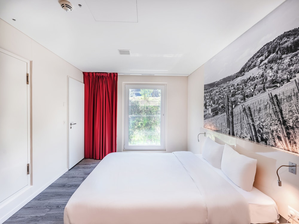 B&B Hotel Zürich Airport Rümlang — Hotel rooms in Rümlang, Zurich
