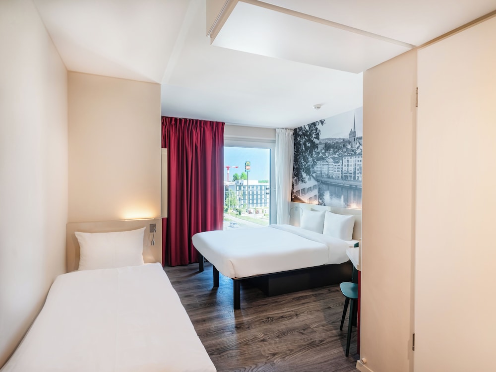 B&B Hotel Zürich Airport Rümlang — Hotel rooms in Rümlang, Zurich