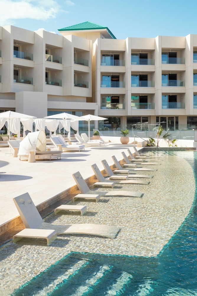 JOIA Aruba by Iberostar — Swimming pool in Oranjestad, Aruba