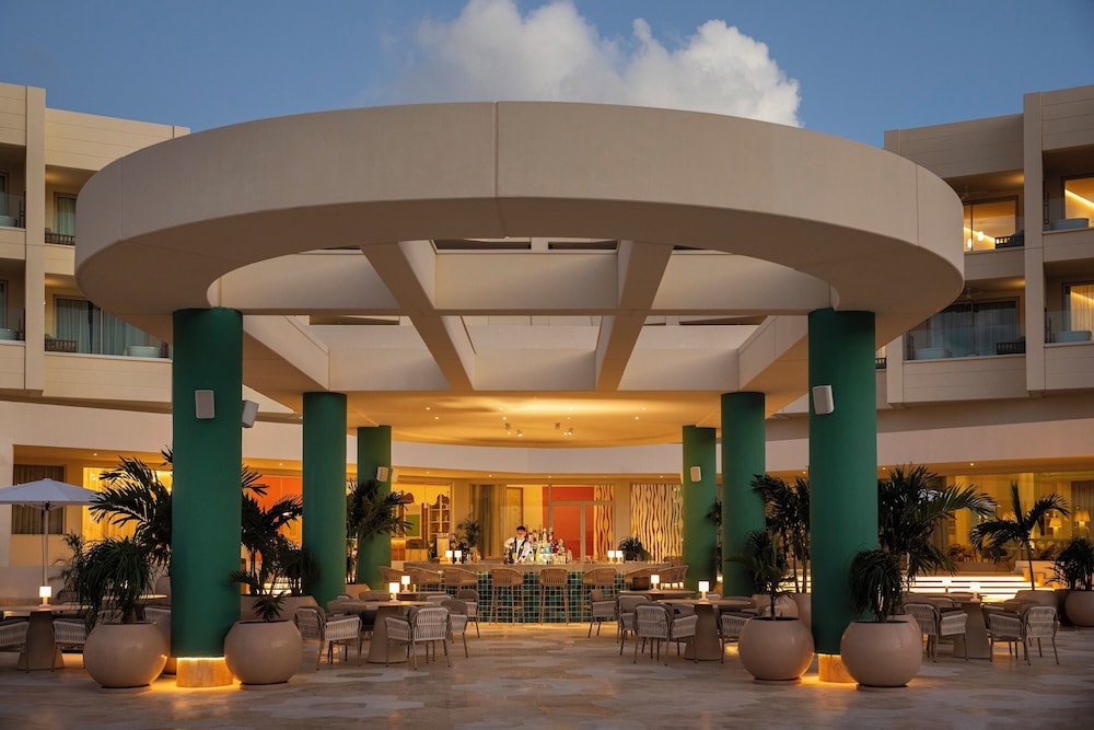 JOIA Aruba by Iberostar — Restaurant & bars in Oranjestad, Aruba