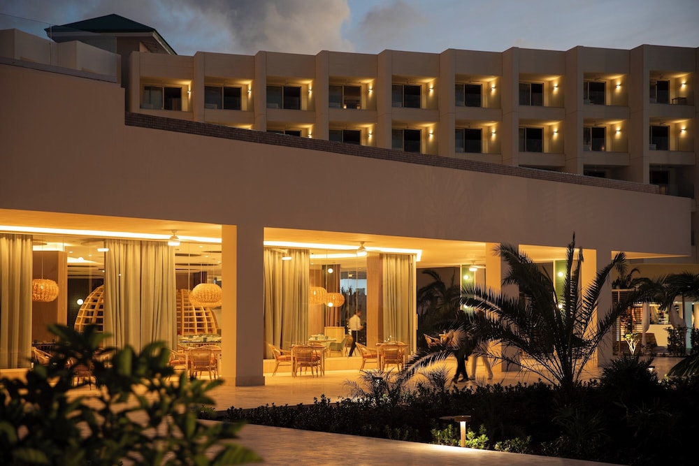JOIA Aruba by Iberostar — Hotel building in Oranjestad, Aruba