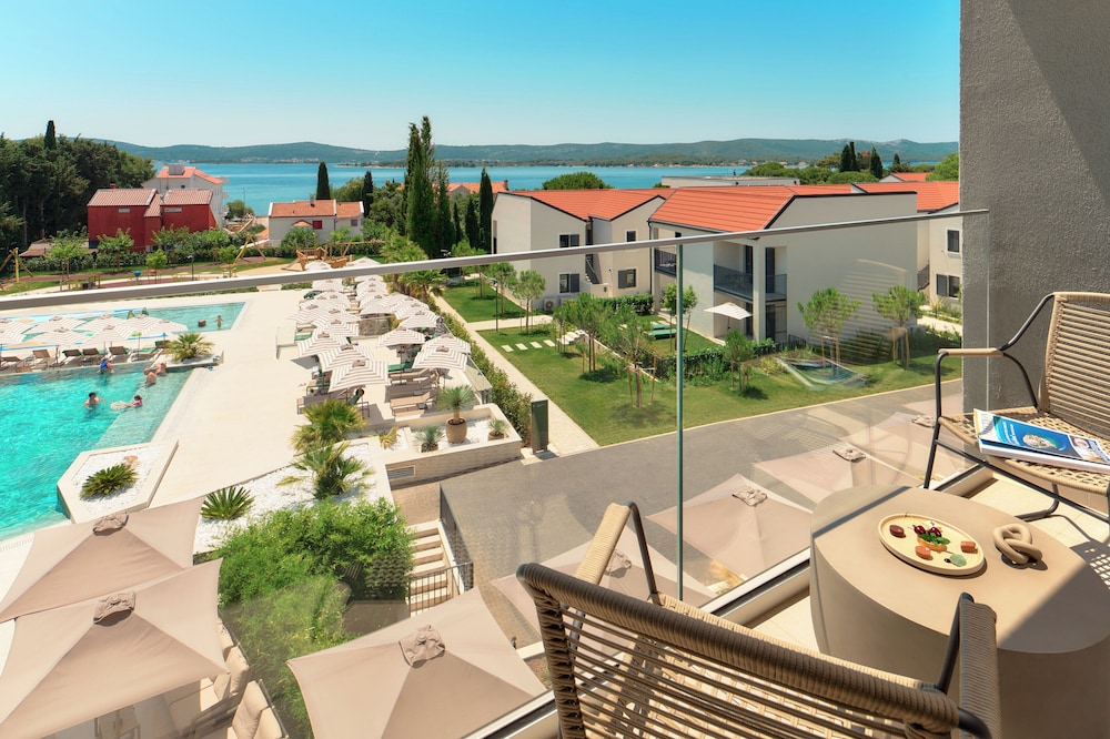 Molum Hotel & Residences — Swimming pool in Sveti Filip i Jakov, Zadar