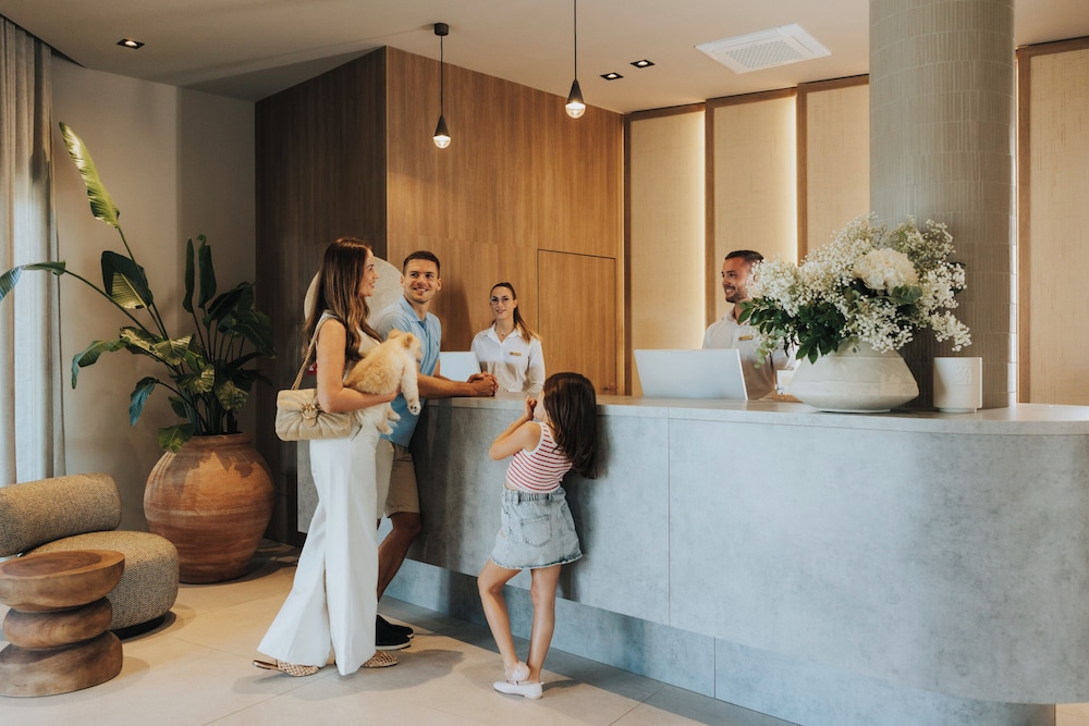 Molum Hotel & Residences — Hotel building in Sveti Filip i Jakov, Zadar