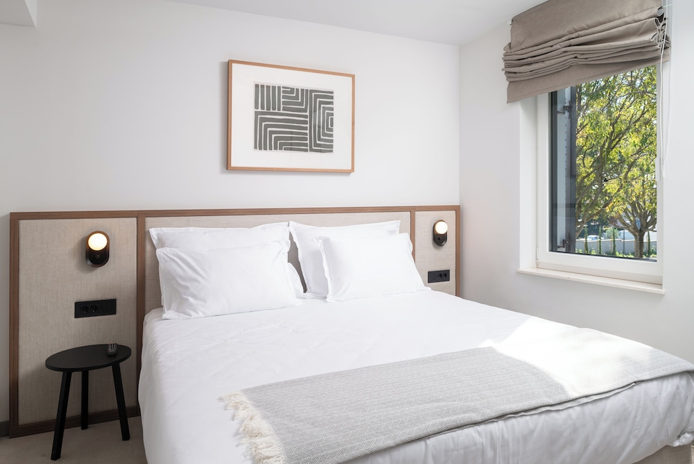 Molum Hotel & Residences — Hotel rooms in Sveti Filip i Jakov, Zadar