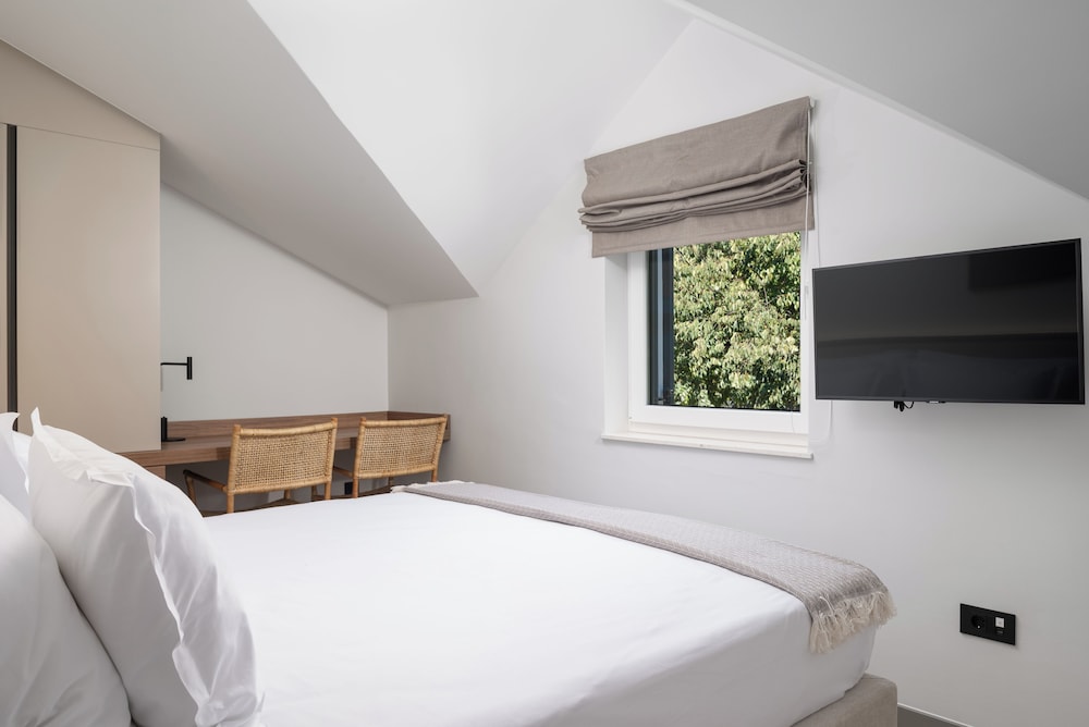 Molum Hotel & Residences — Hotel rooms in Sveti Filip i Jakov, Zadar