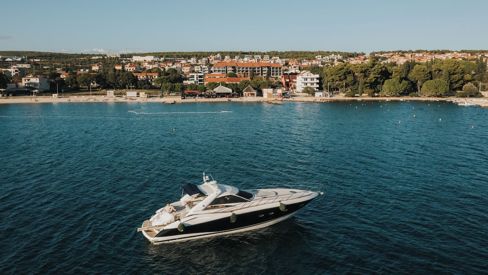 Molum Hotel & Residences — Attractions in the area in Sveti Filip i Jakov, Zadar