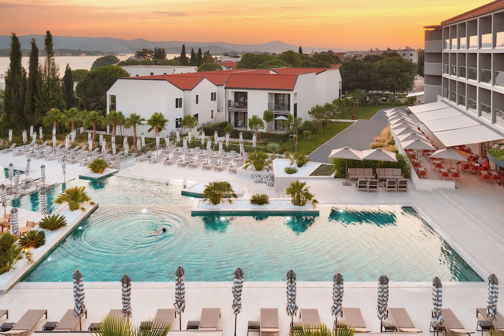 Molum Hotel & Residences — Swimming pool in Sveti Filip i Jakov, Zadar