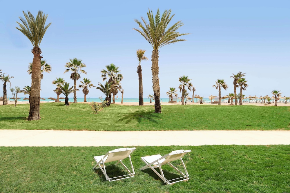 Iberostar Selection Eolia Djerba — Beach in Midoun, Medenine