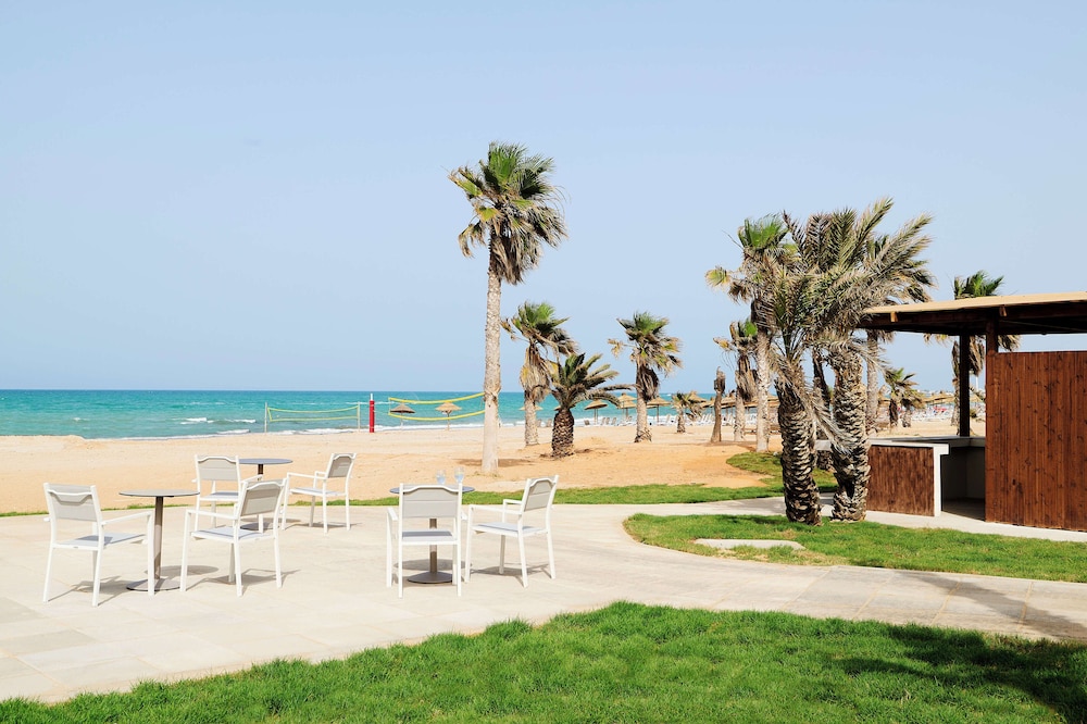 Iberostar Selection Eolia Djerba — Beach in Midoun, Medenine