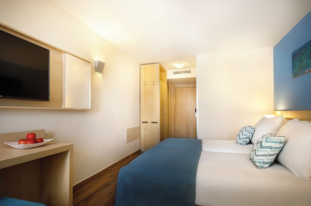 Valamar Bellevue Resort - All Inclusive — Rooms in Labin, Istria