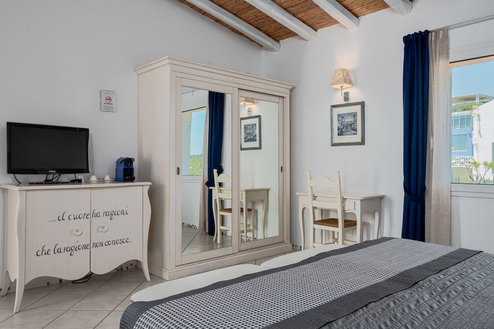 The Pelican Beach Resort & SPA - Adults Only — Hotel rooms in Olbia, Sardinia