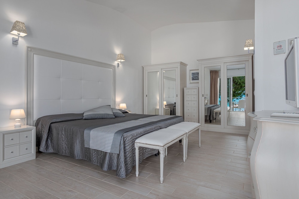 The Pelican Beach Resort & SPA - Adults Only — Hotel rooms in Olbia, Sardinia