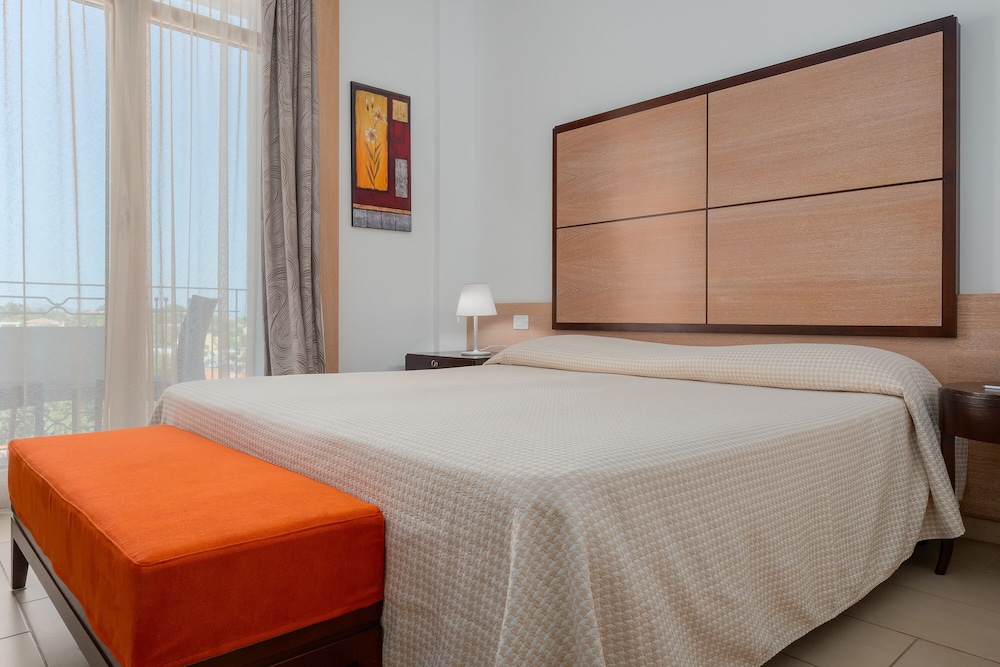 The Pelican Beach Resort & SPA - Adults Only — Hotel rooms in Olbia, Sardinia
