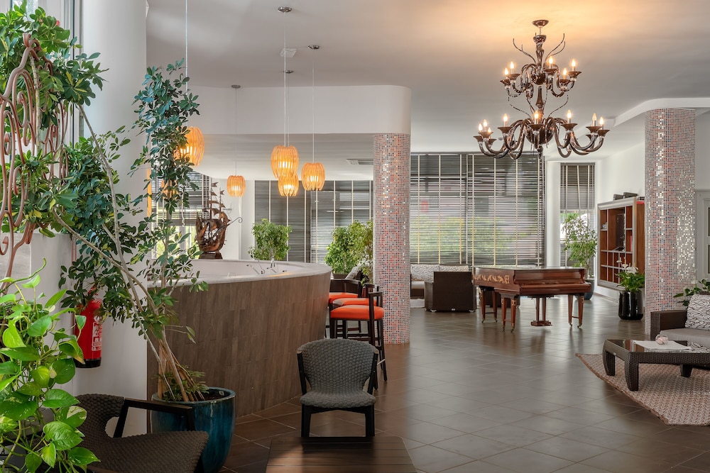 The Pelican Beach Resort & SPA - Adults Only — Restaurant & bars in Olbia, Sardinia