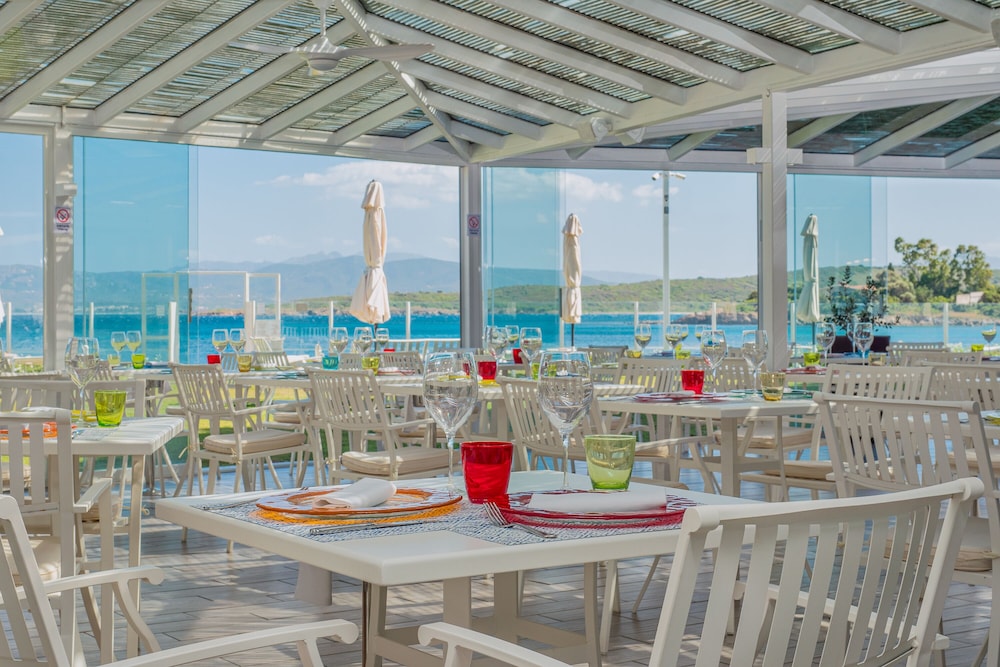The Pelican Beach Resort & SPA - Adults Only — Restaurant & bars in Olbia, Sardinia
