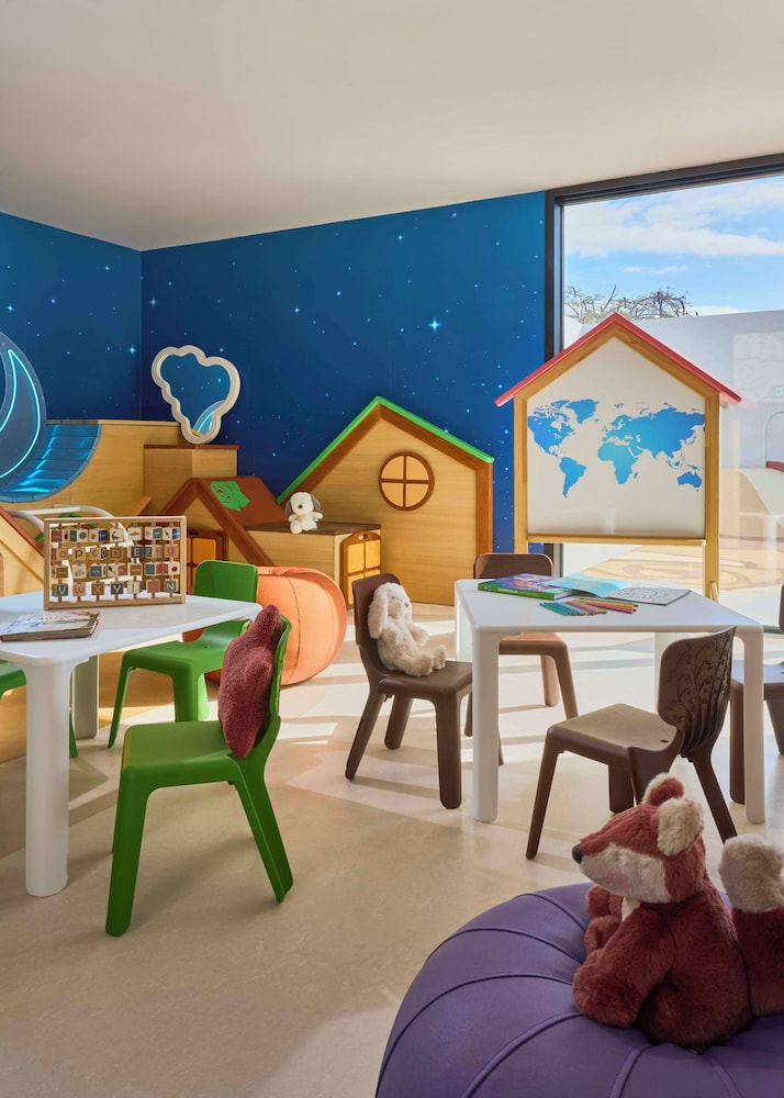 Royal Hideaway Corales Villas — Attractions for children in Costa Adeje, Canary Islands