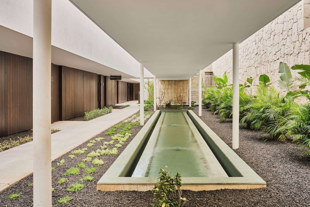 Royal Hideaway Corales Villas — Hotel building in Costa Adeje, Canary Islands