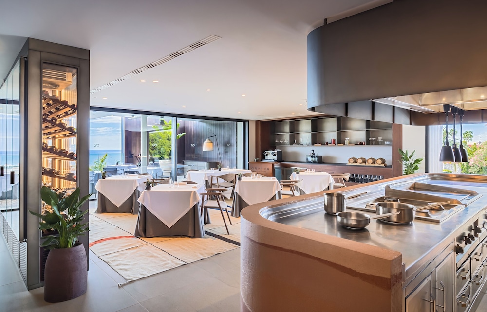 Royal Hideaway Corales Villas — Restaurant & bars in Costa Adeje, Canary Islands
