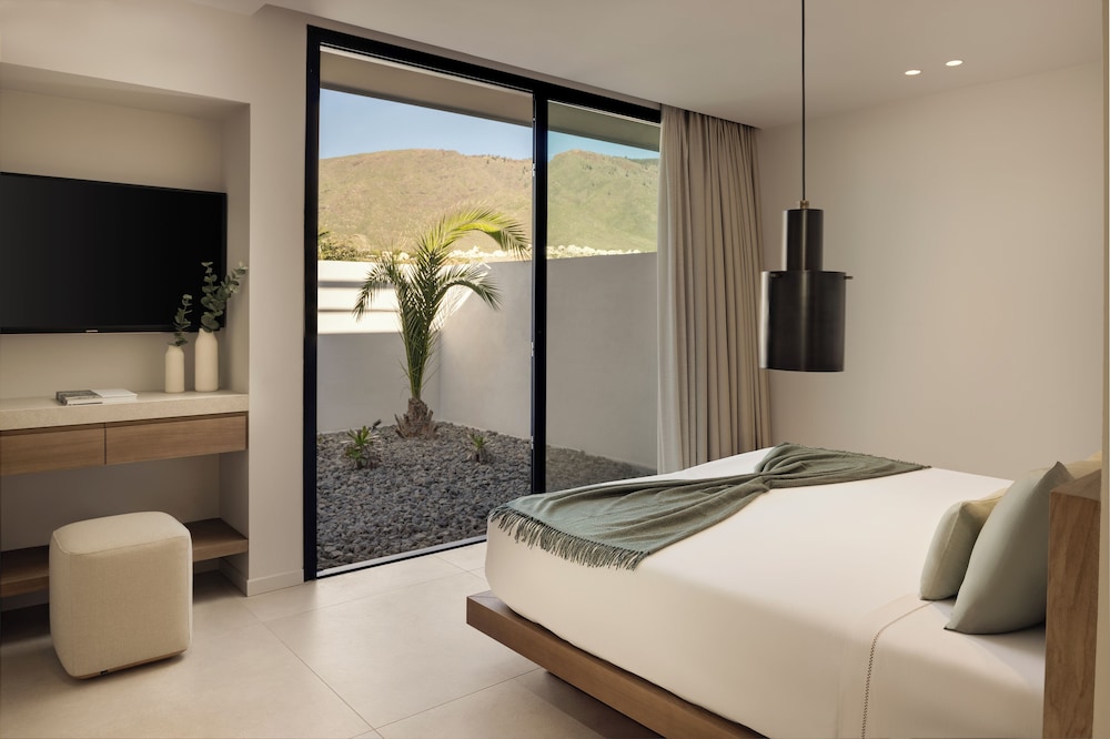 Royal Hideaway Corales Villas — Hotel rooms in Costa Adeje, Canary Islands