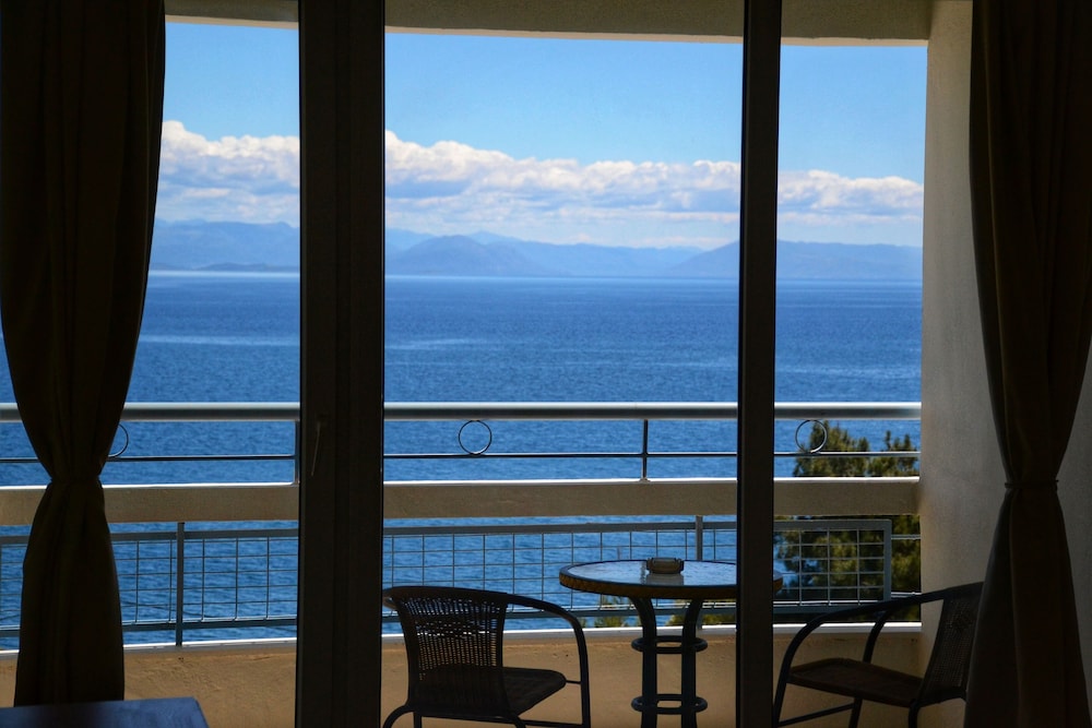 Alexandros Hotel -  All Inclusive — Hotel rooms in Perama (Corfu), Ionian Islands