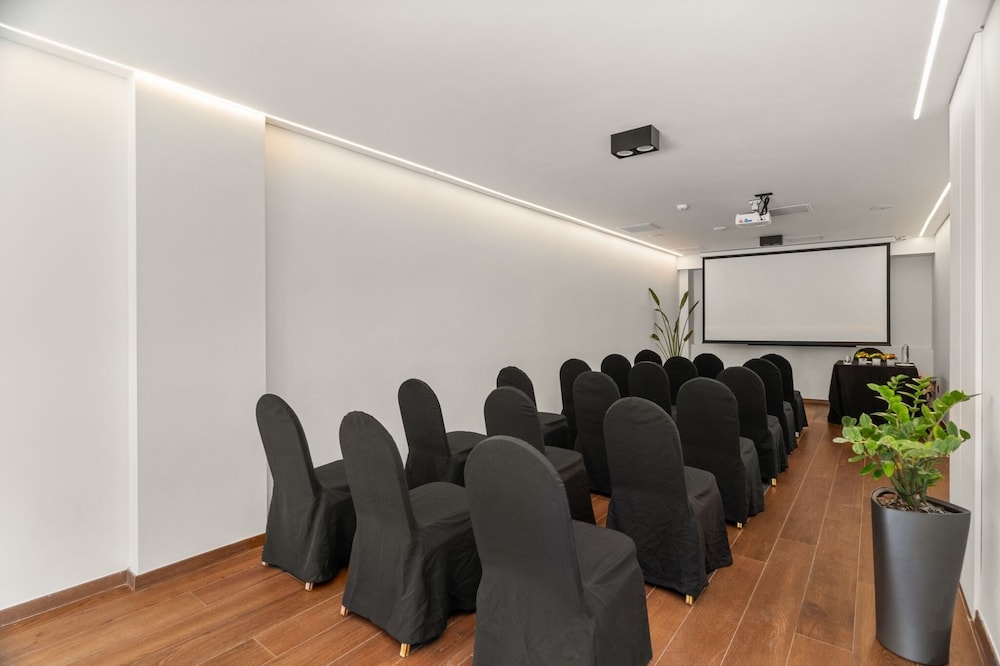 The Athenaeum Luxury Hotel — Hotel building in Athens, Attica
