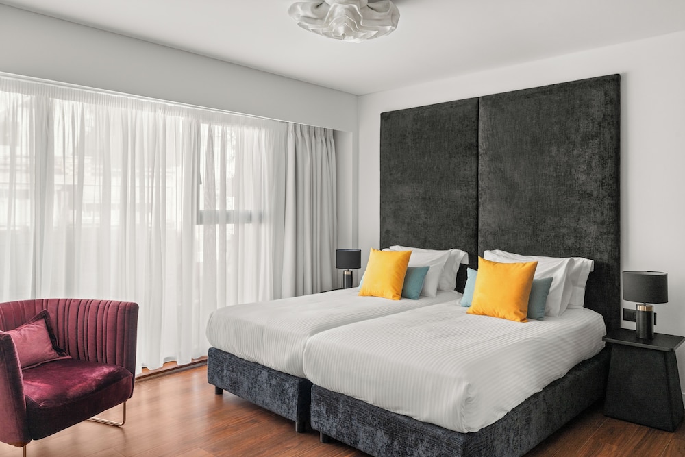 The Athenaeum Luxury Hotel — Hotel rooms in Athens, Attica